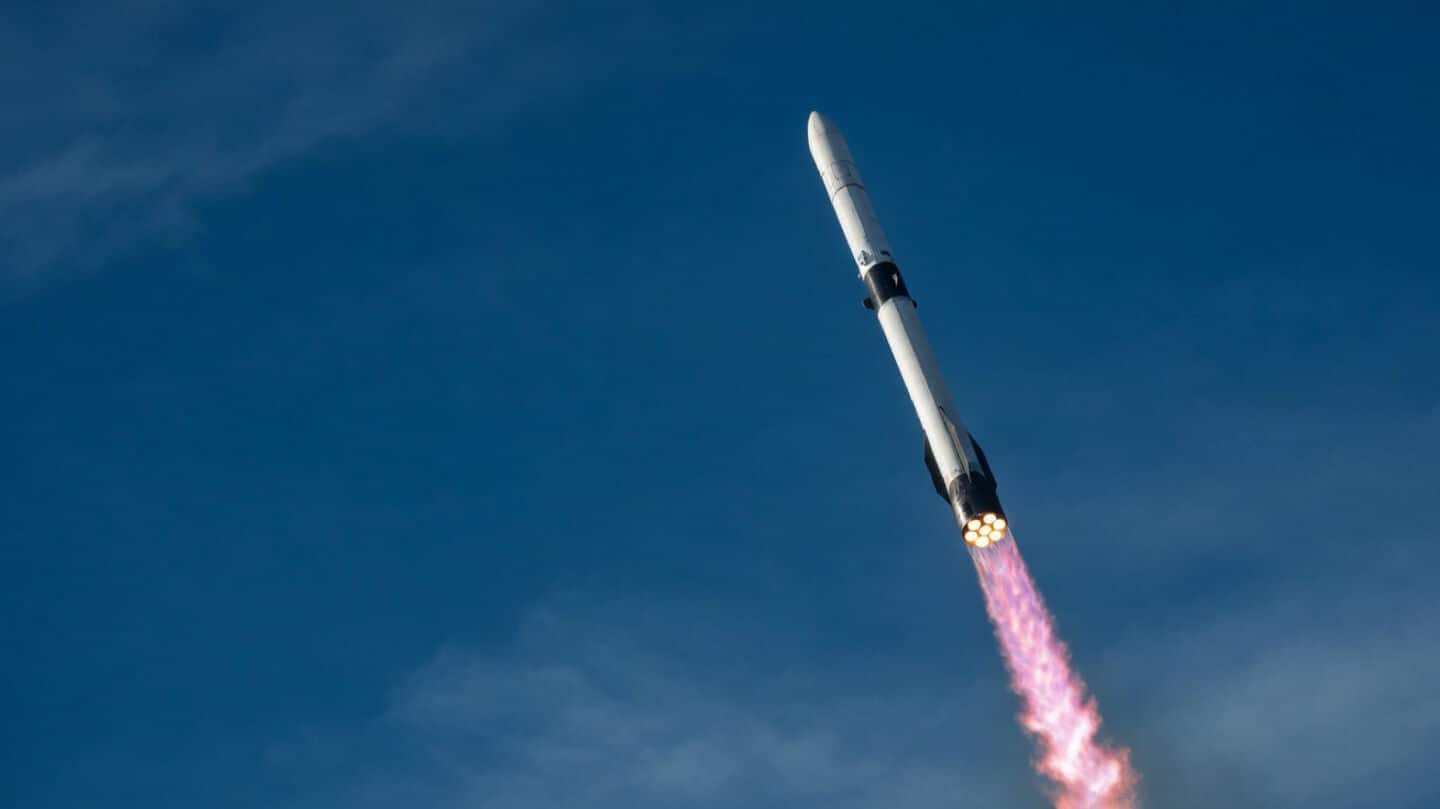 Bezos-Musk rivalry intensifies as Blue Origin achieves rocket reuse