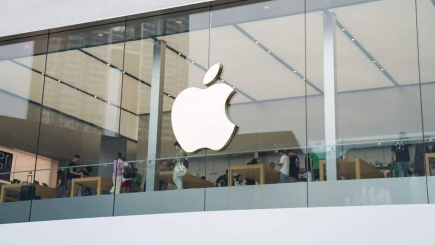 Why thousands of app developers are suing Apple Why thousands of app developers are suing Apple