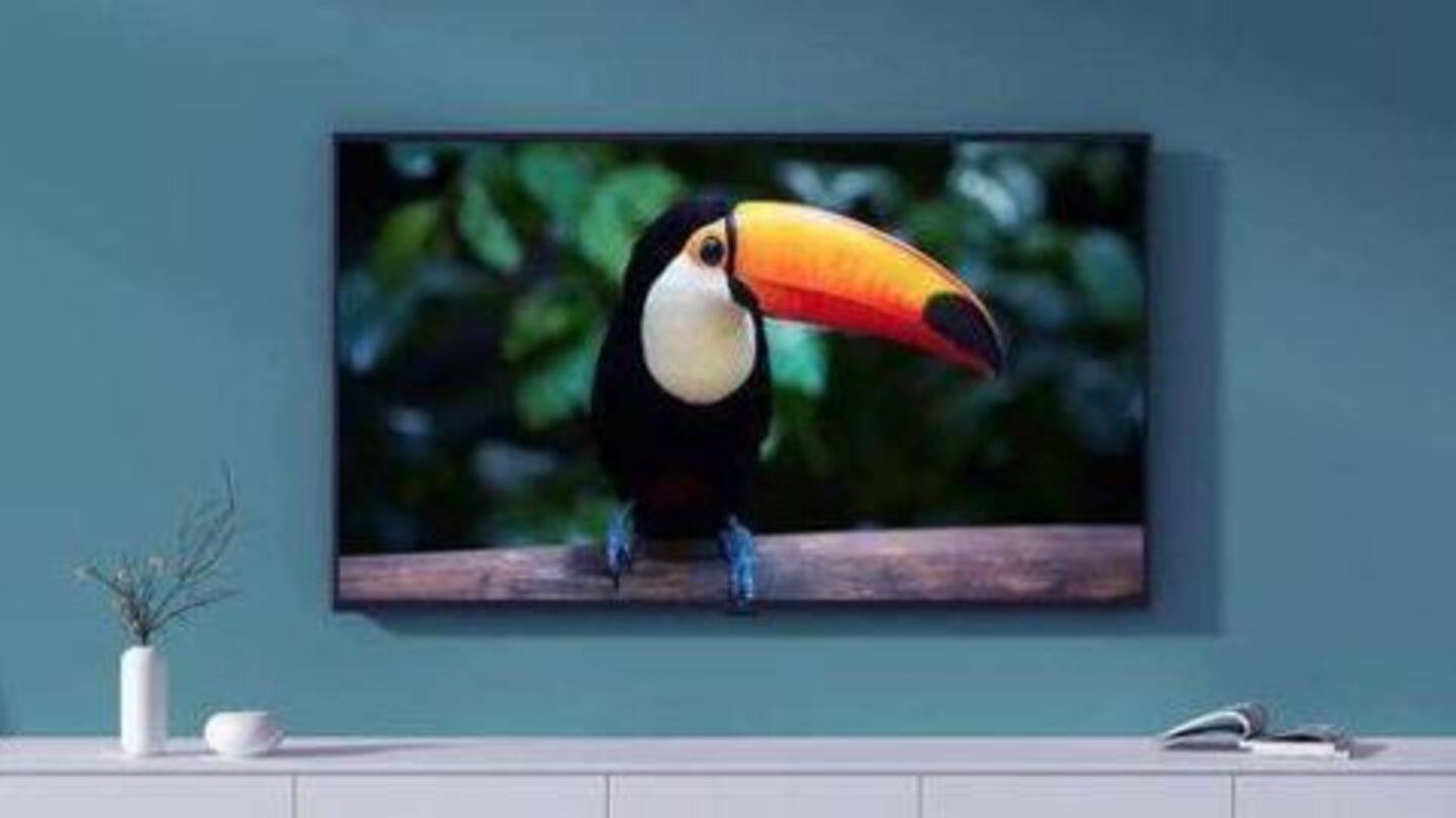 Motorola TV v/s Mi TV 4X: Design and display Motorola TV v/s Mi TV 4X: Design and display