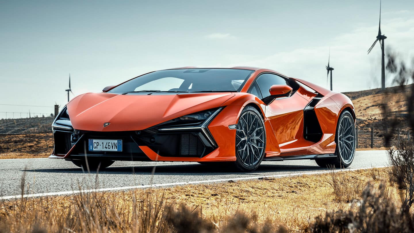Lamborghini Revuelto: 5 things that make this hybrid hypercar special Lamborghini Revuelto: 5 things that make this hybrid hypercar special