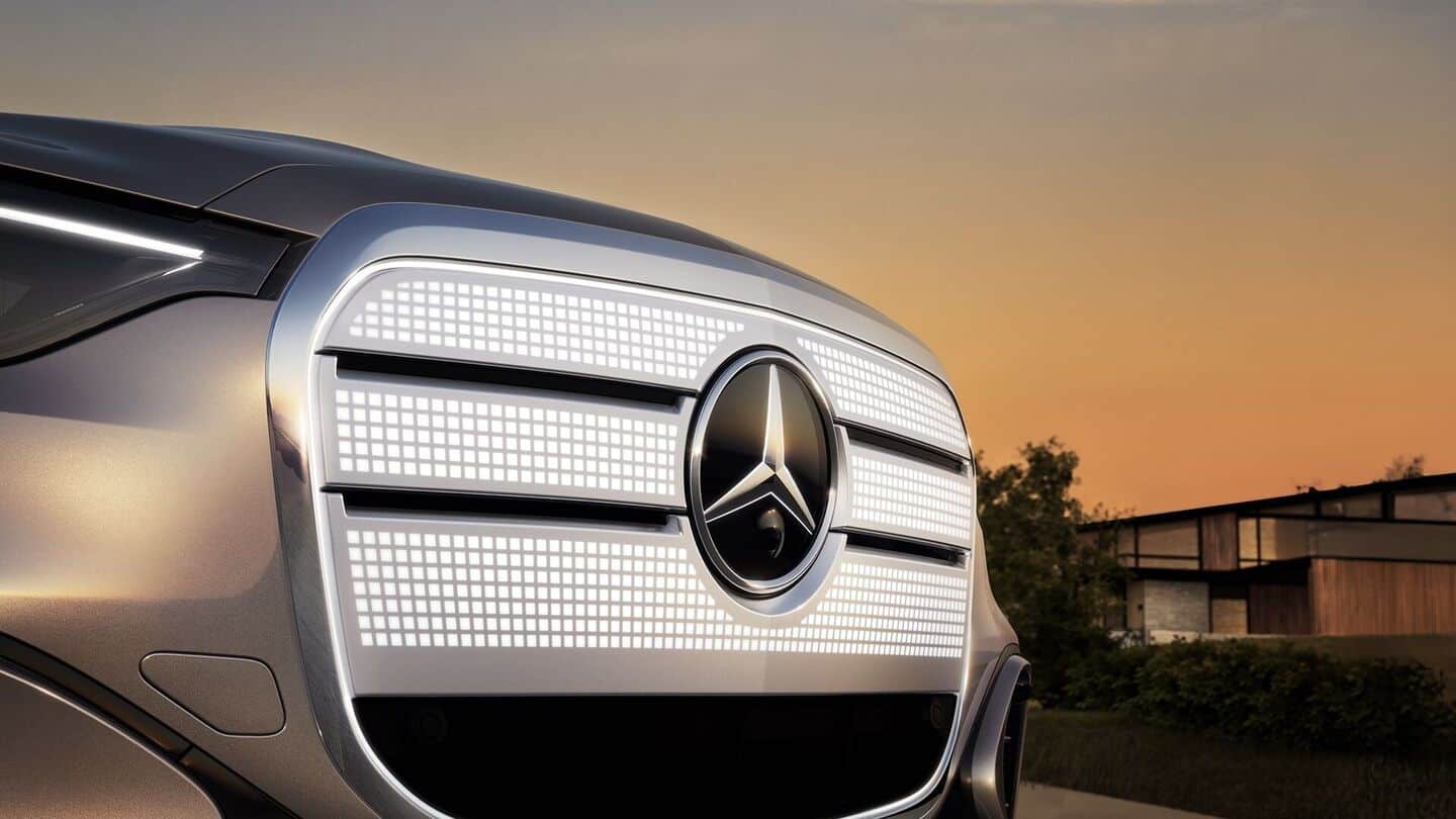 This Mercedes EV can animate its front grille This Mercedes EV can animate its front grille