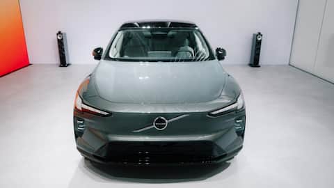 Volvo adopts NVIDIA's AI for hands-free driving