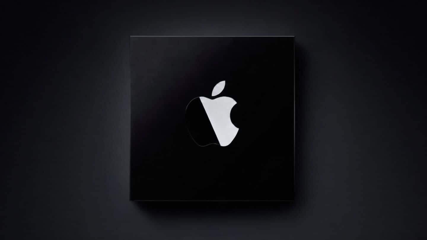 Apple considers building AI servers