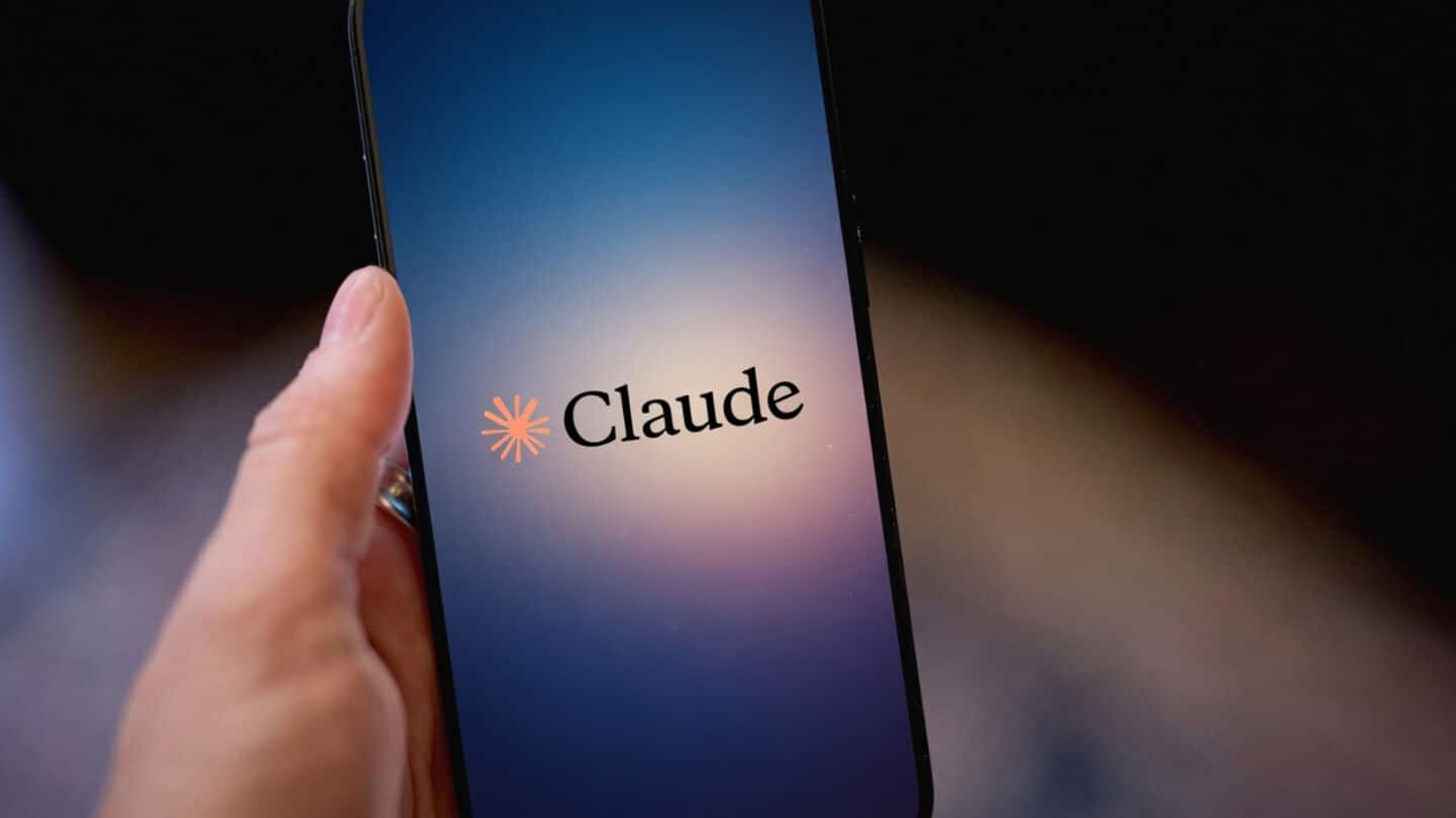 Anthropic's Claude AI suffers major outage