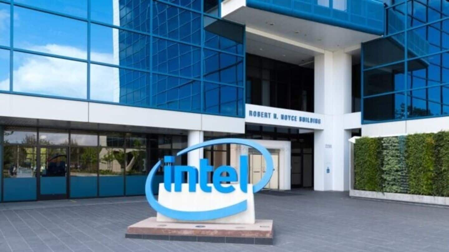 Intel to lay off up to 20% of factory workforce Intel to lay off up to 20% of factory workforce