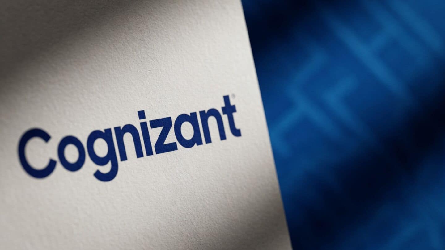 US suspends Cognizant's green-card applications amid visa fraud probe