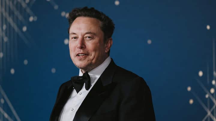 Musk becomes world's 1st trillionaire