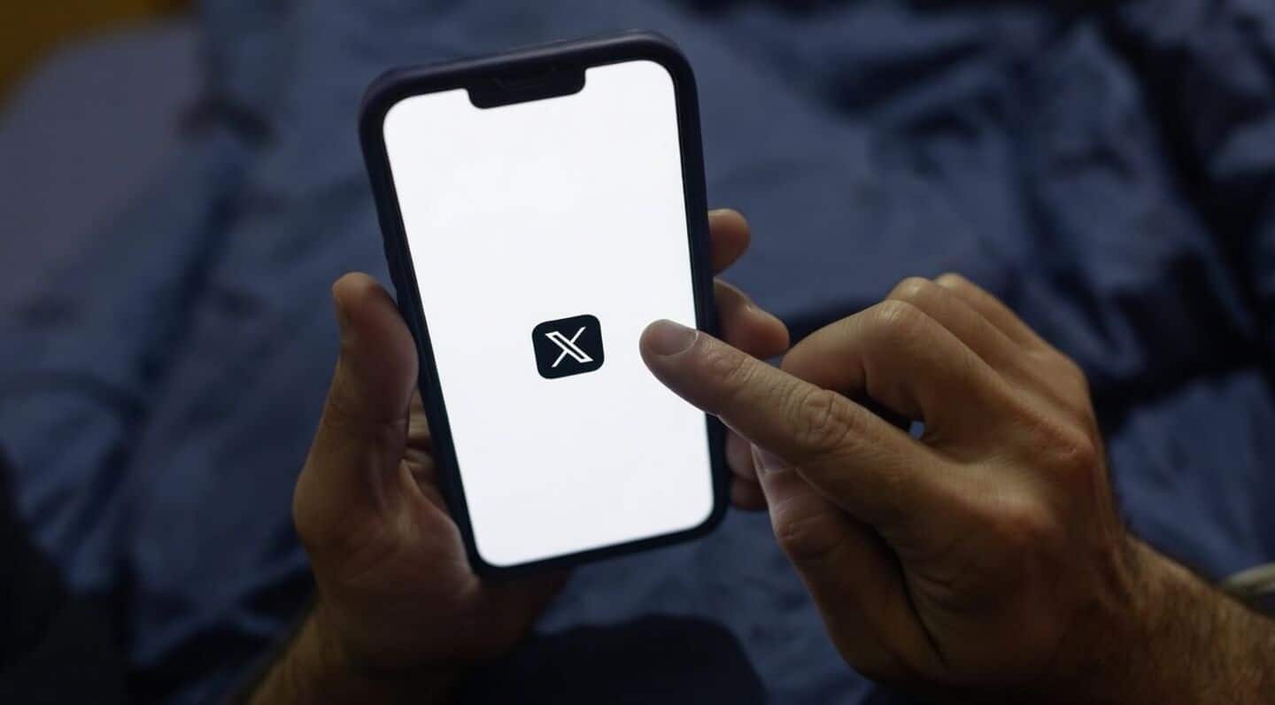 X now lets you select topics to customize recommended feed