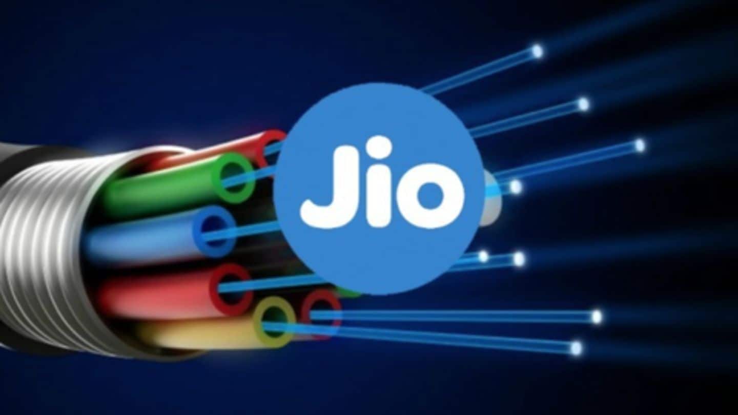 Jio is offering a new GigaFiber plan for Rs. 2,500