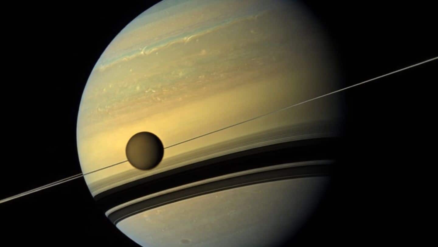 Saturn's iconic rings may be debris from ancient moon crash