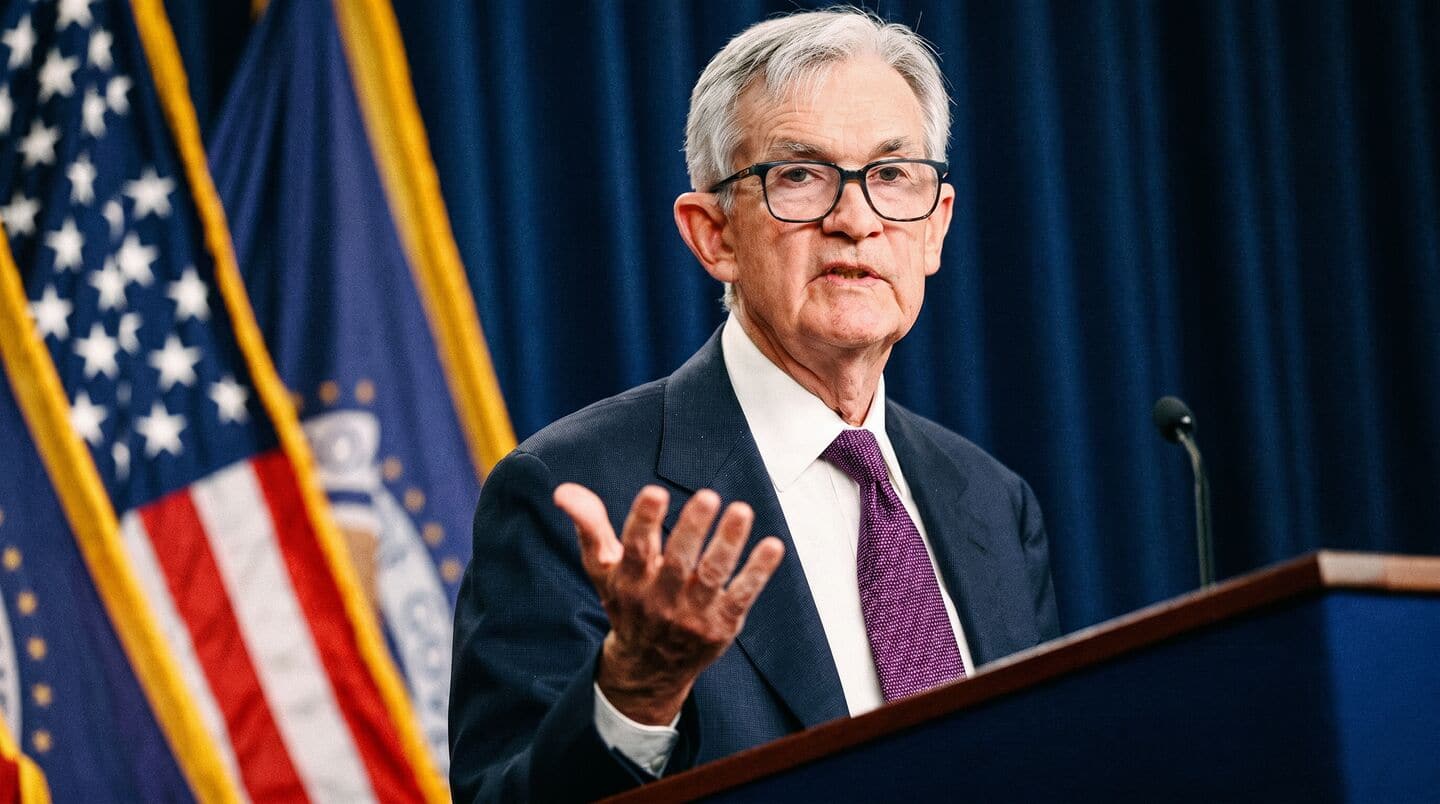 US Fed keeps rates unchanged as inflation, oil risks linger