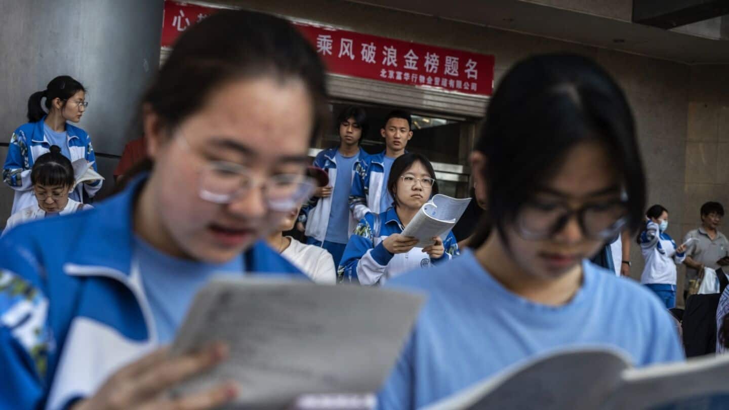 Asian students beat US peers as AI reshapes classroom learning