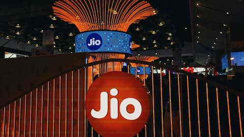 Jio launches OTT pass with 15 services for ₹200