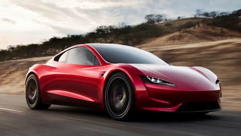 Tesla delays 2nd-gen Roadster unveiling to October 15