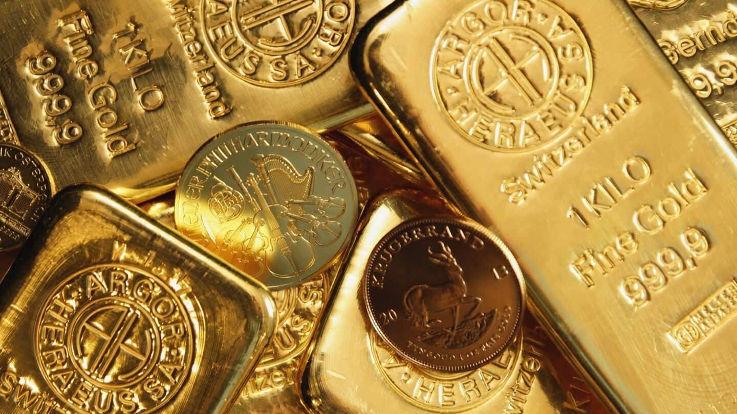 Gold falls ₹2,600, silver drops ₹4,200: What's driving the sell-off?