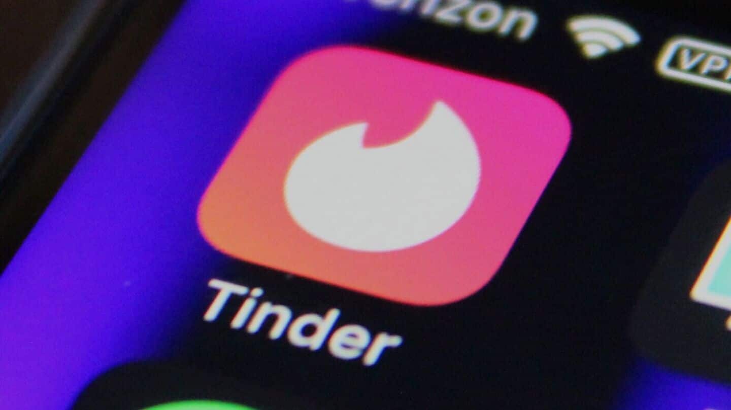 Tinder's AI feature analyzes your photos to find better dates