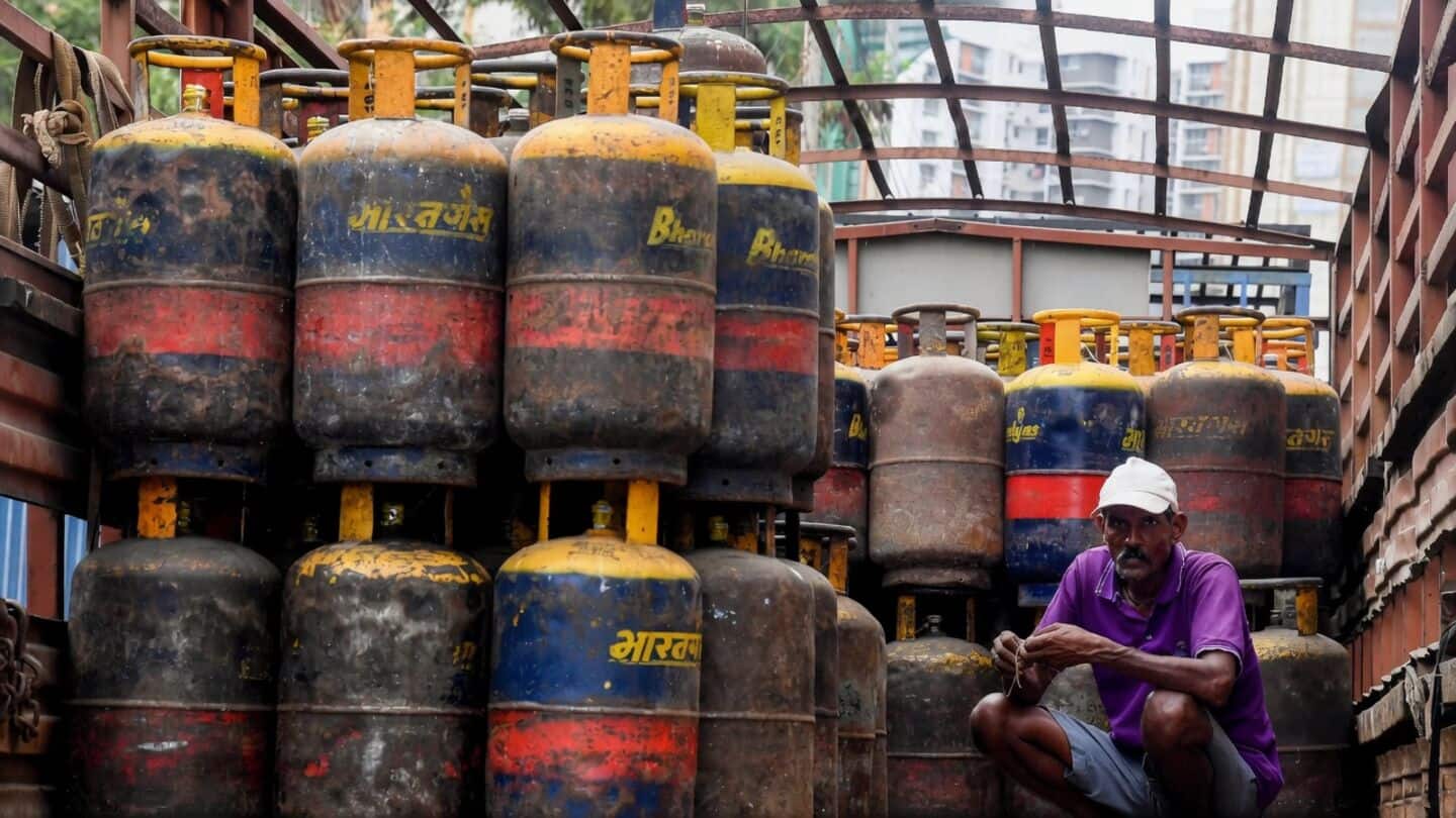 Commercial LPG cylinders get costlier by up to ₹71.5