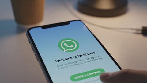 WhatsApp tests new way to find old messages on iPhone