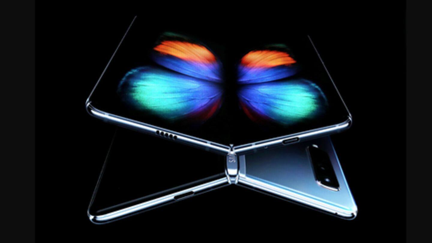Samsung admits display issues with Galaxy Fold, delays release indefinitely