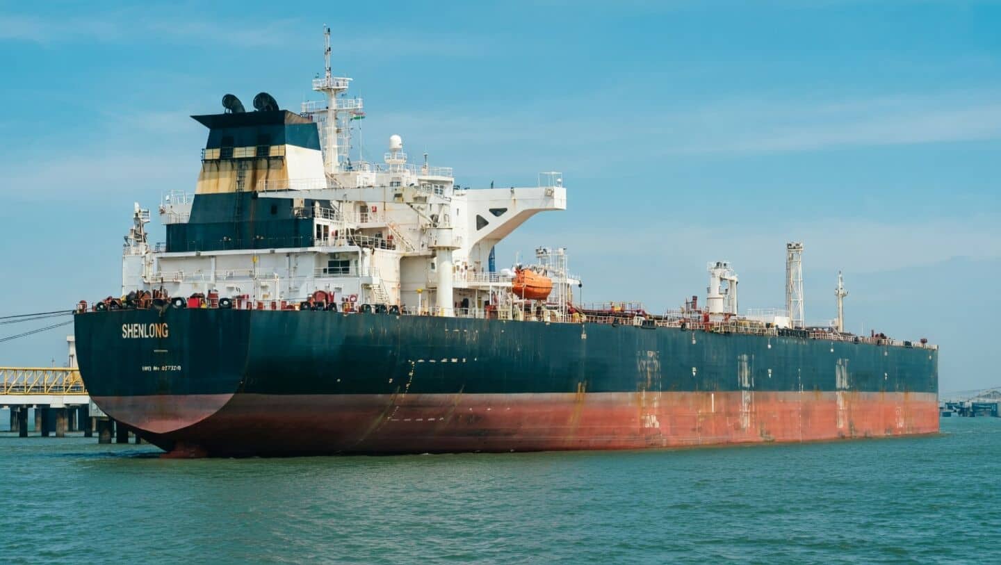 Oil prices surge 5% after Trump vows to hit Iran