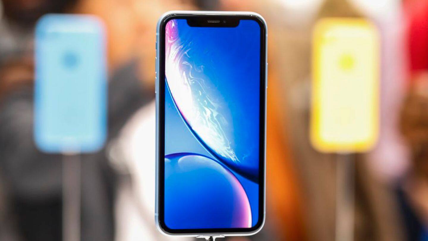 iPhone Xr: At a glance iPhone Xr: At a glance