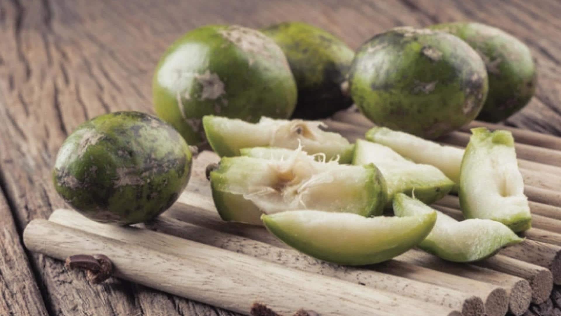 5 health benefits of ambarella, a lesser-known indigenous fruit