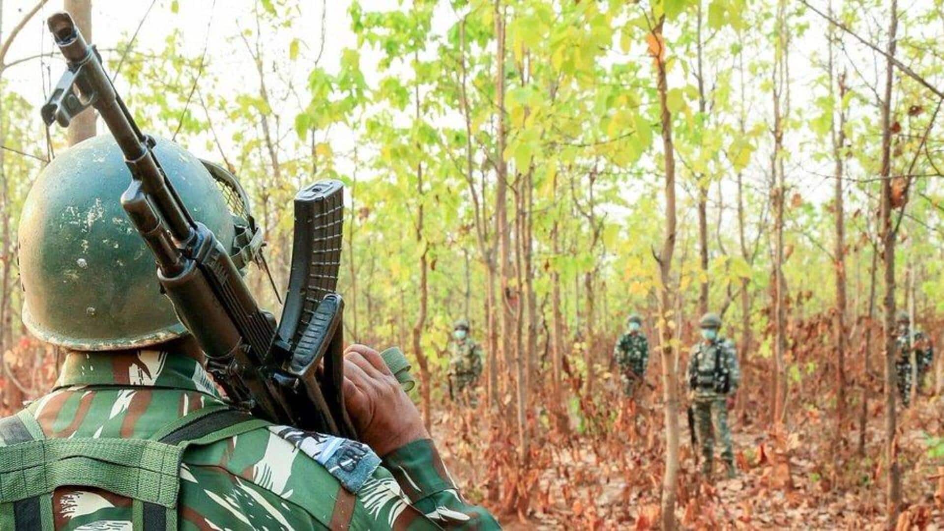 Jharkhand: 2 security personnel killed in encounter with Maoists Jharkhand: 2 security personnel killed in encounter with Maoists