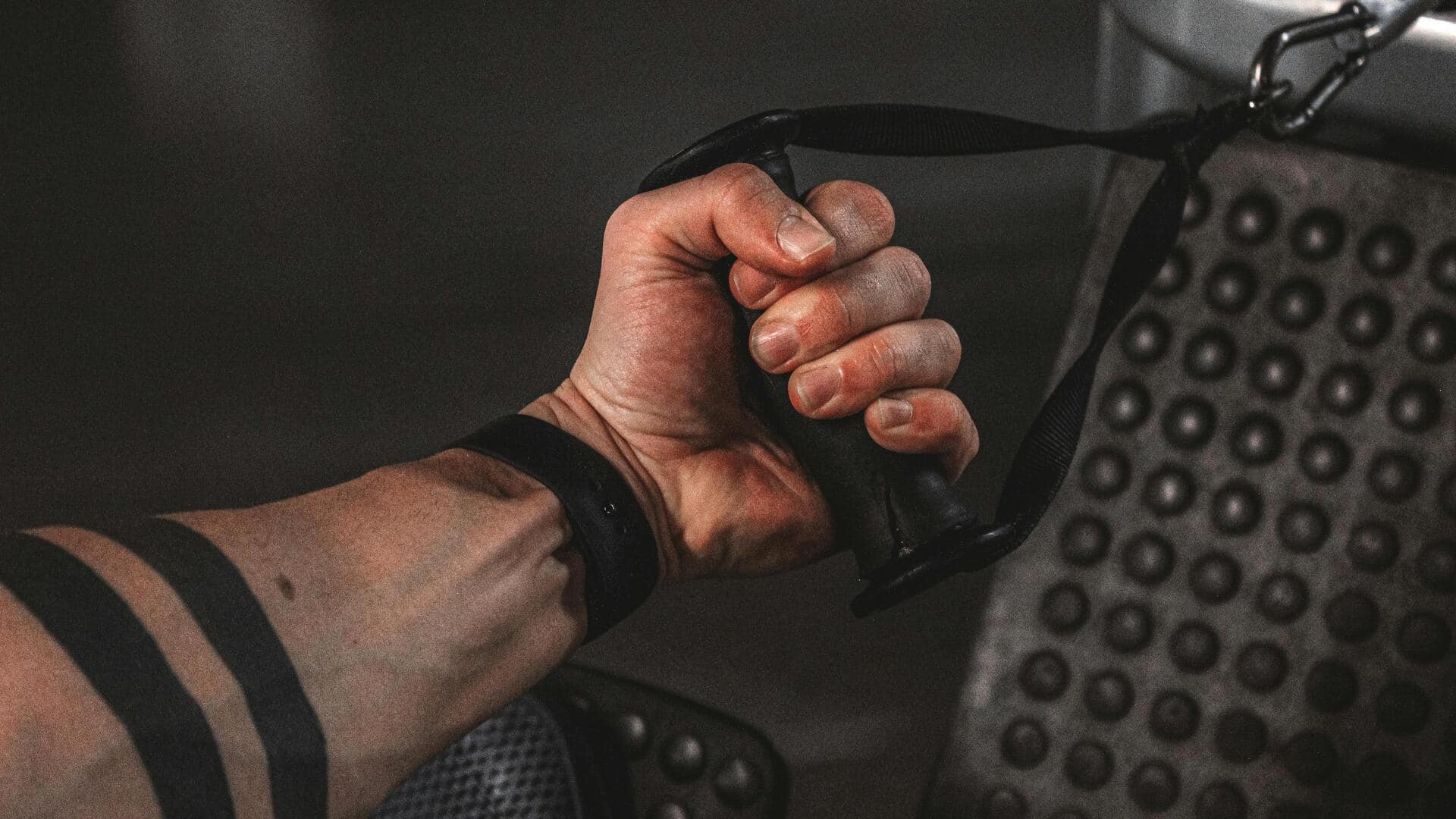 Wrist workouts that prevent injuries and improve grip