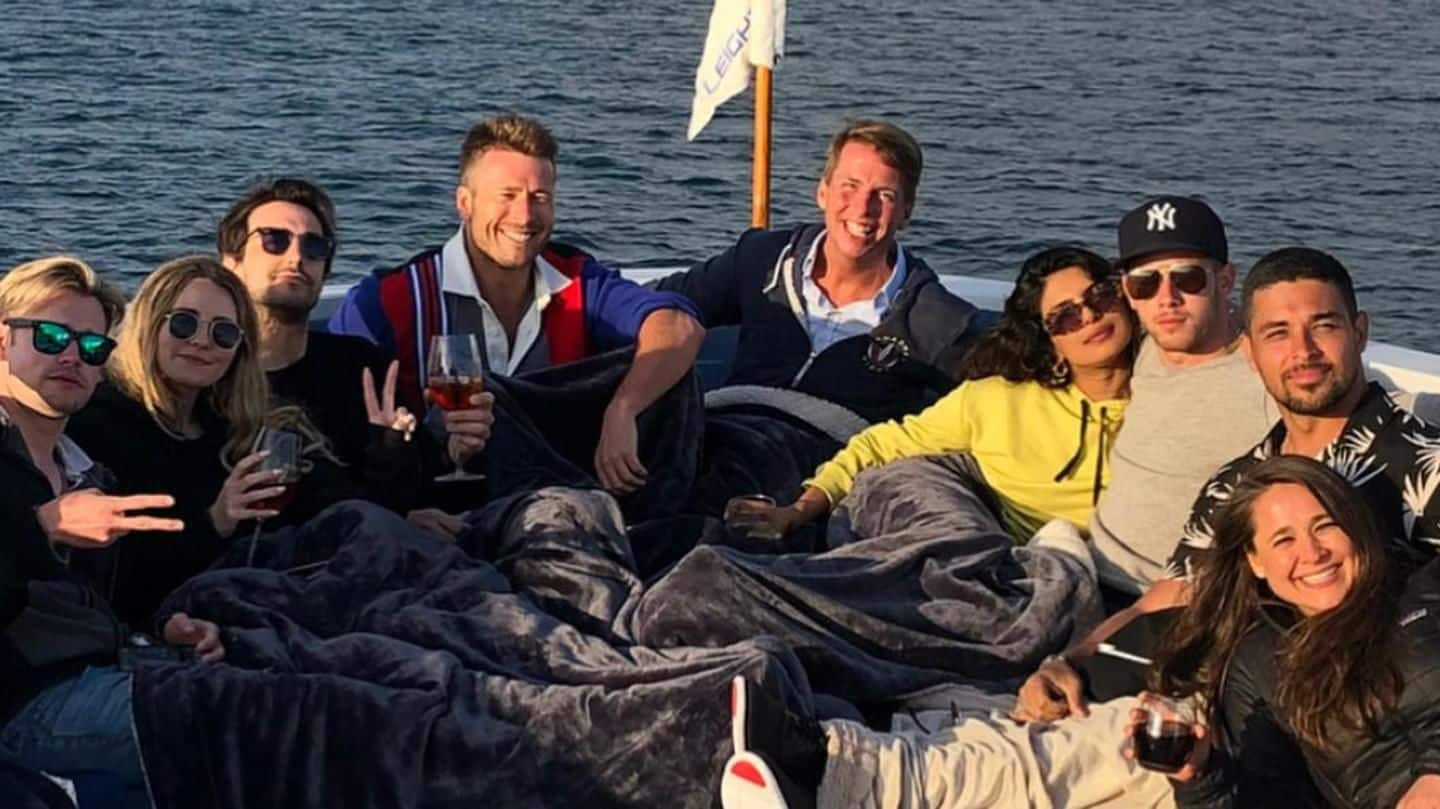 Priyanka Chopra-Nick Jonas' cozy pictures spark dating rumors