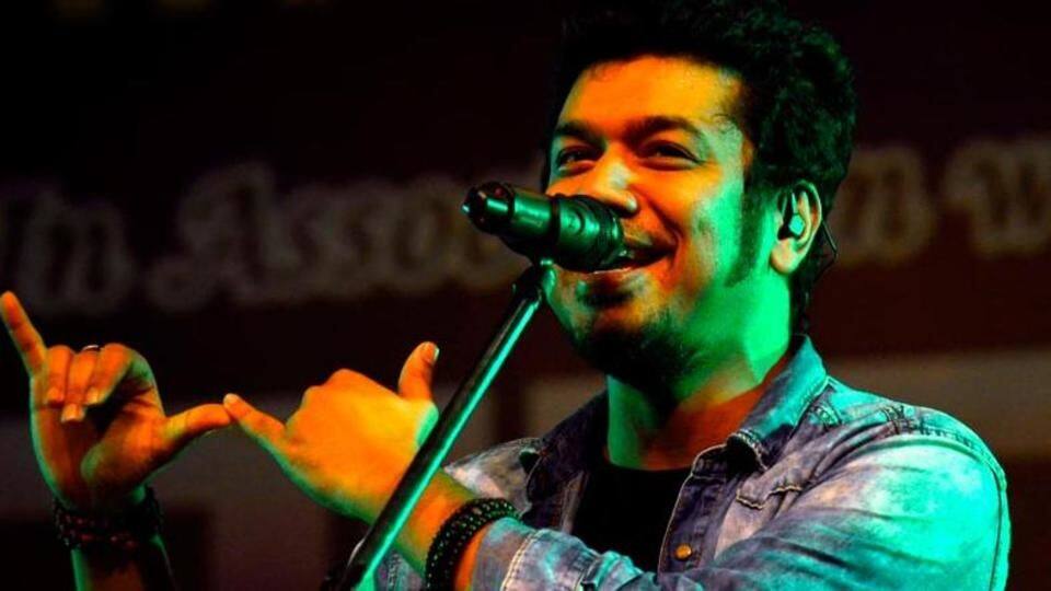 Papon accused of 'inappropriately kissing a minor girl'; complaint filed
