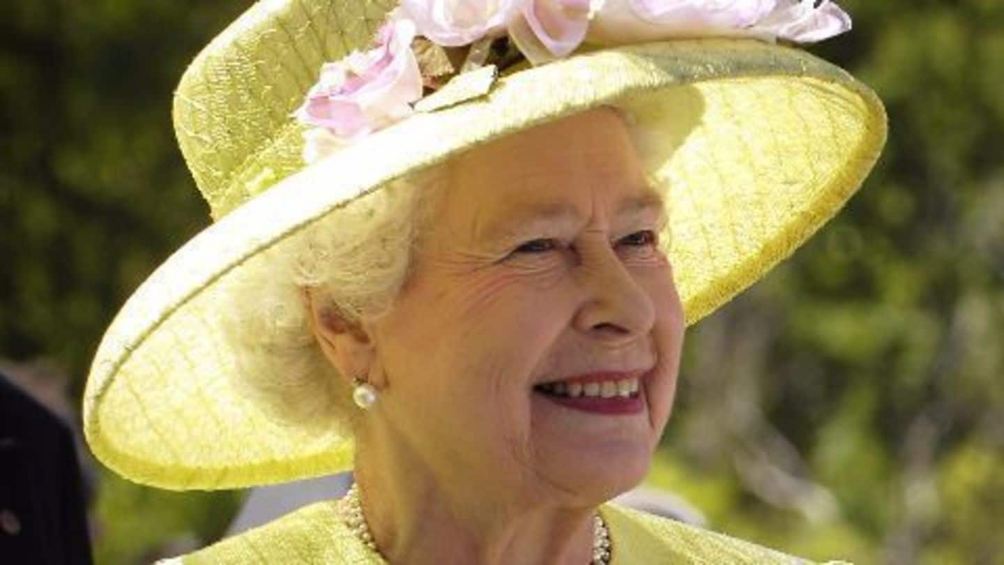 Queen Elizabeth II becomes longest reigning monarch