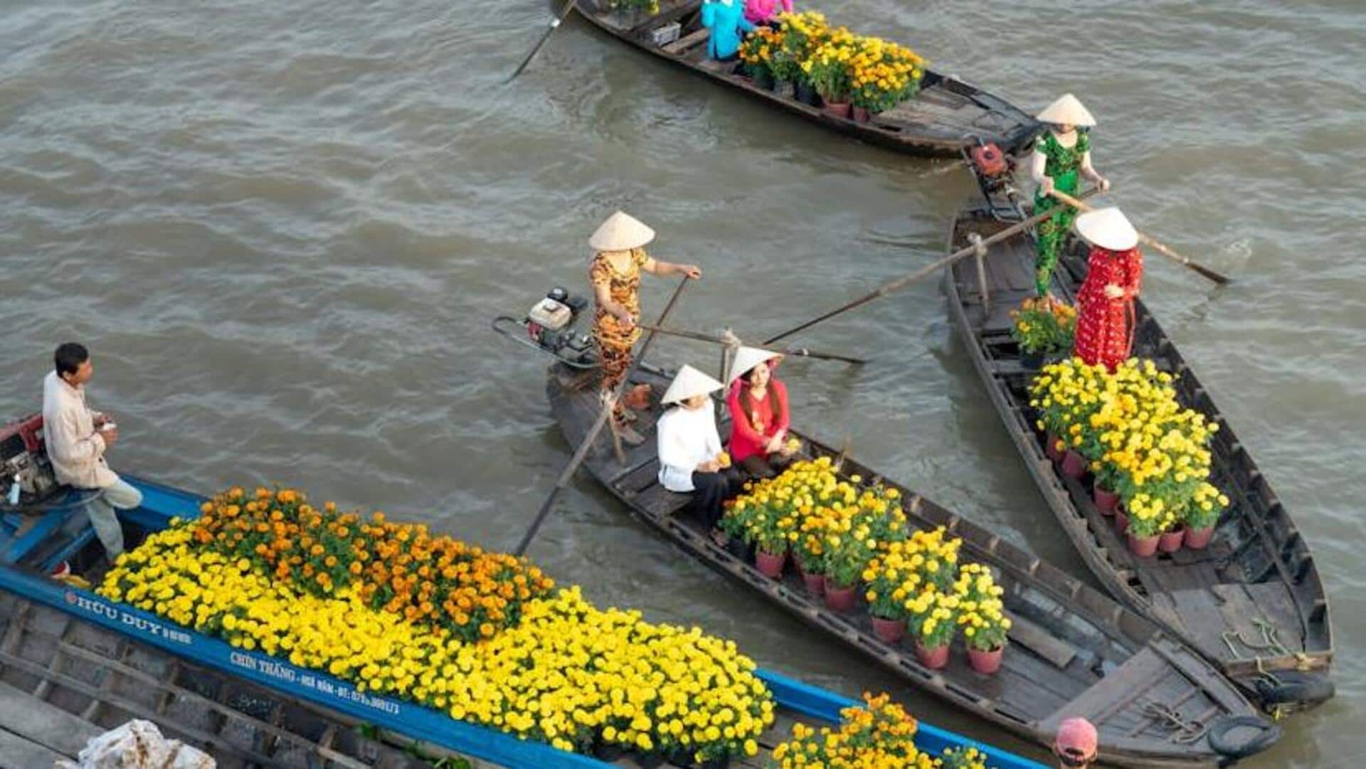 Bangkok's floating market weekend escapades