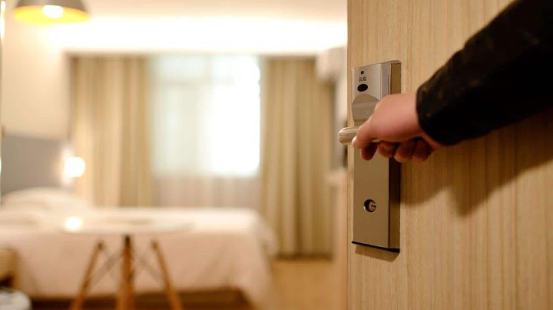 If you're hosting guests tonight, read this! If you're hosting guests tonight, read this!