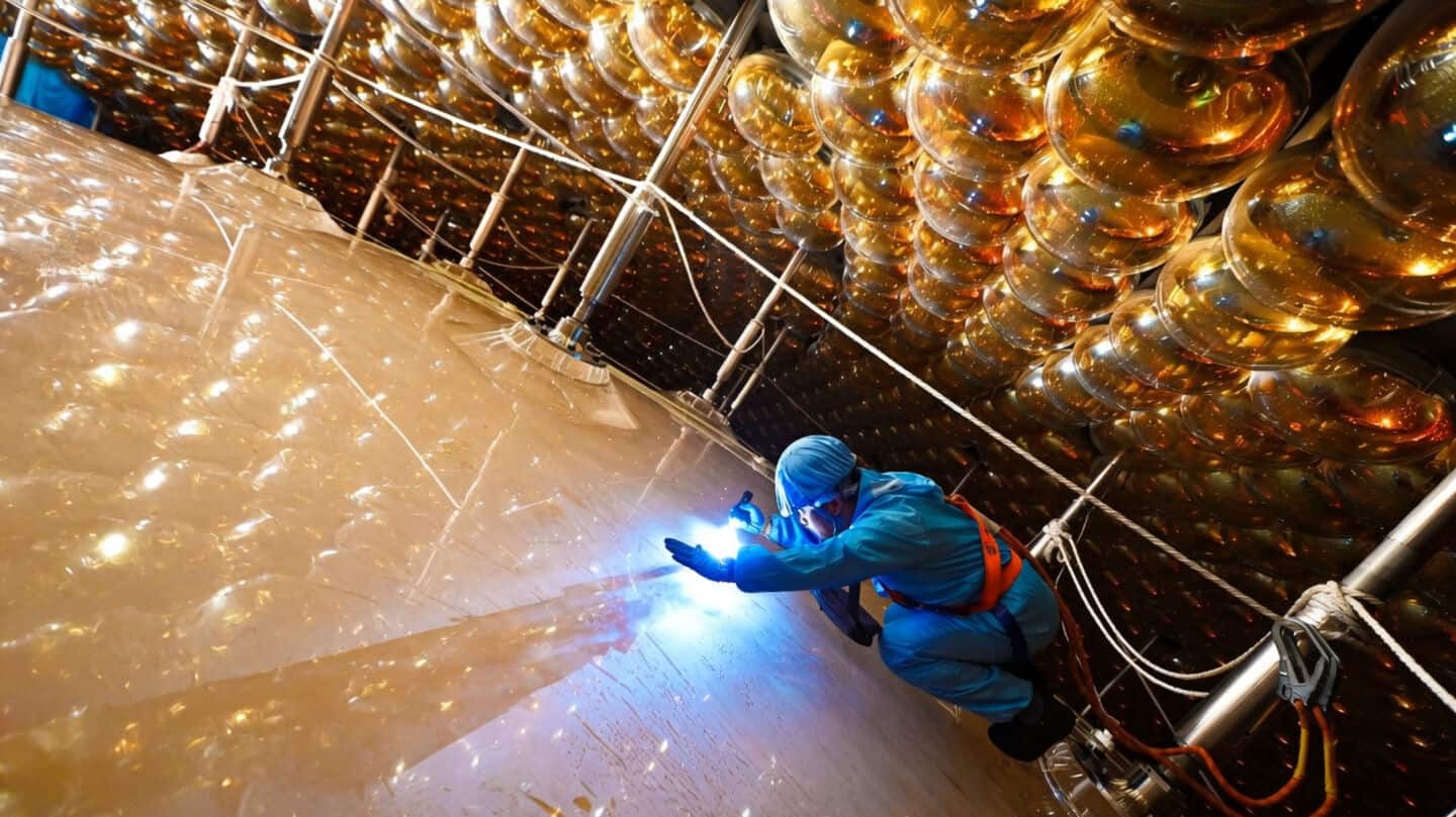Canadian scientists detect neutrinos suggesting uneven radioactivity in Earth's mantle