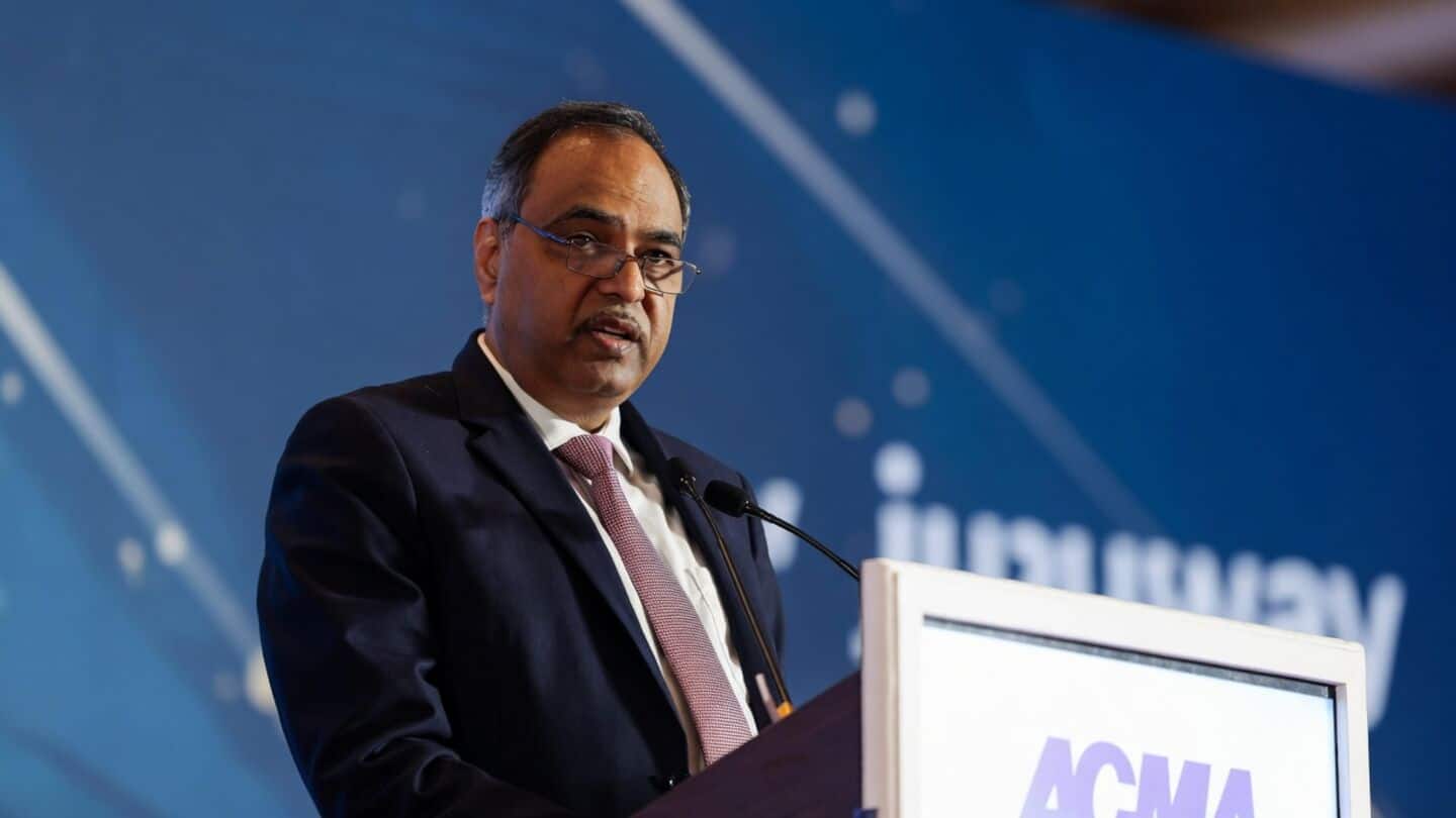 Shailesh Chandra highlights ₹22.75L/cr auto contribution at SIAM convention