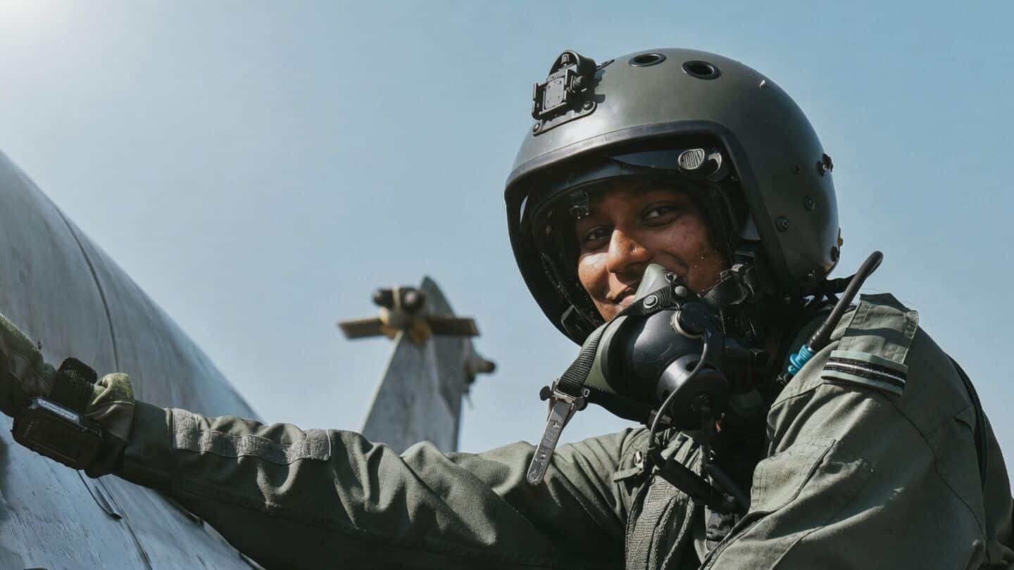 Squadron Leader Bhawana Kanth becomes 1st woman IAF Tactics and Air Combat Development Establishment (TACDE) graduate