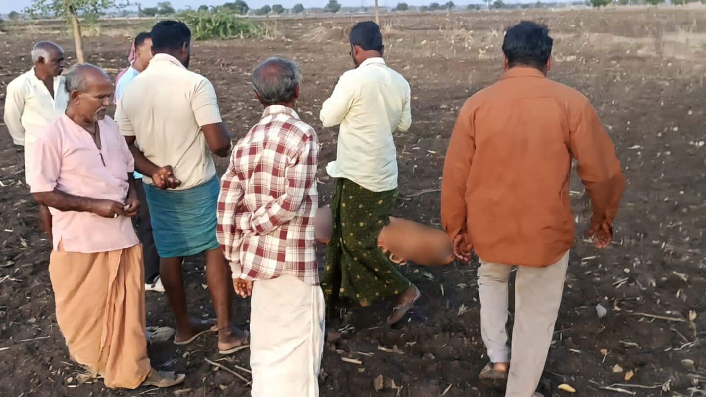 Sindhanur woman Sneha, 25, found murdered in field, child survives