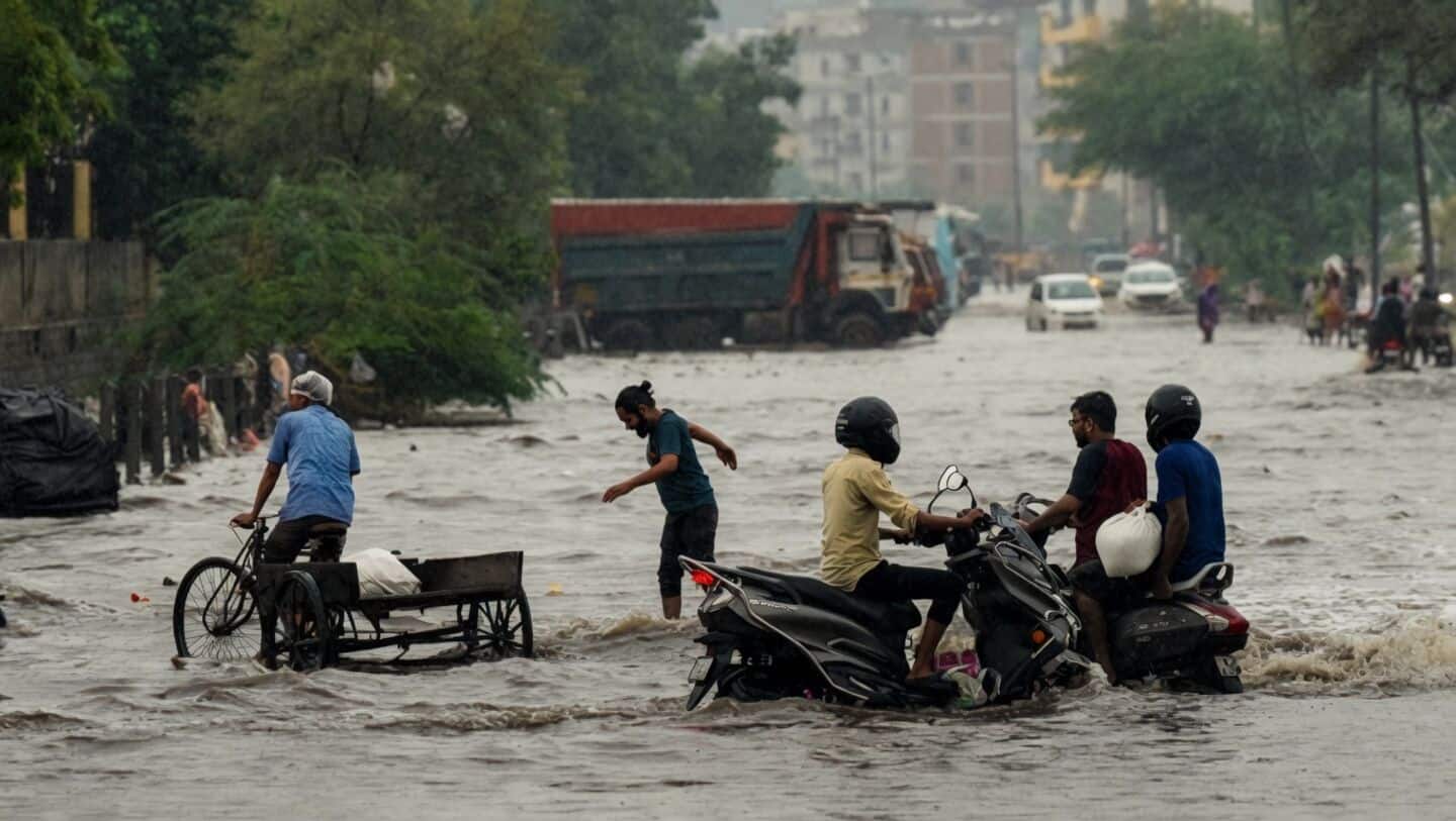 Heavy rains hit Meerut and Muzaffarnagar while Delhi was moderate