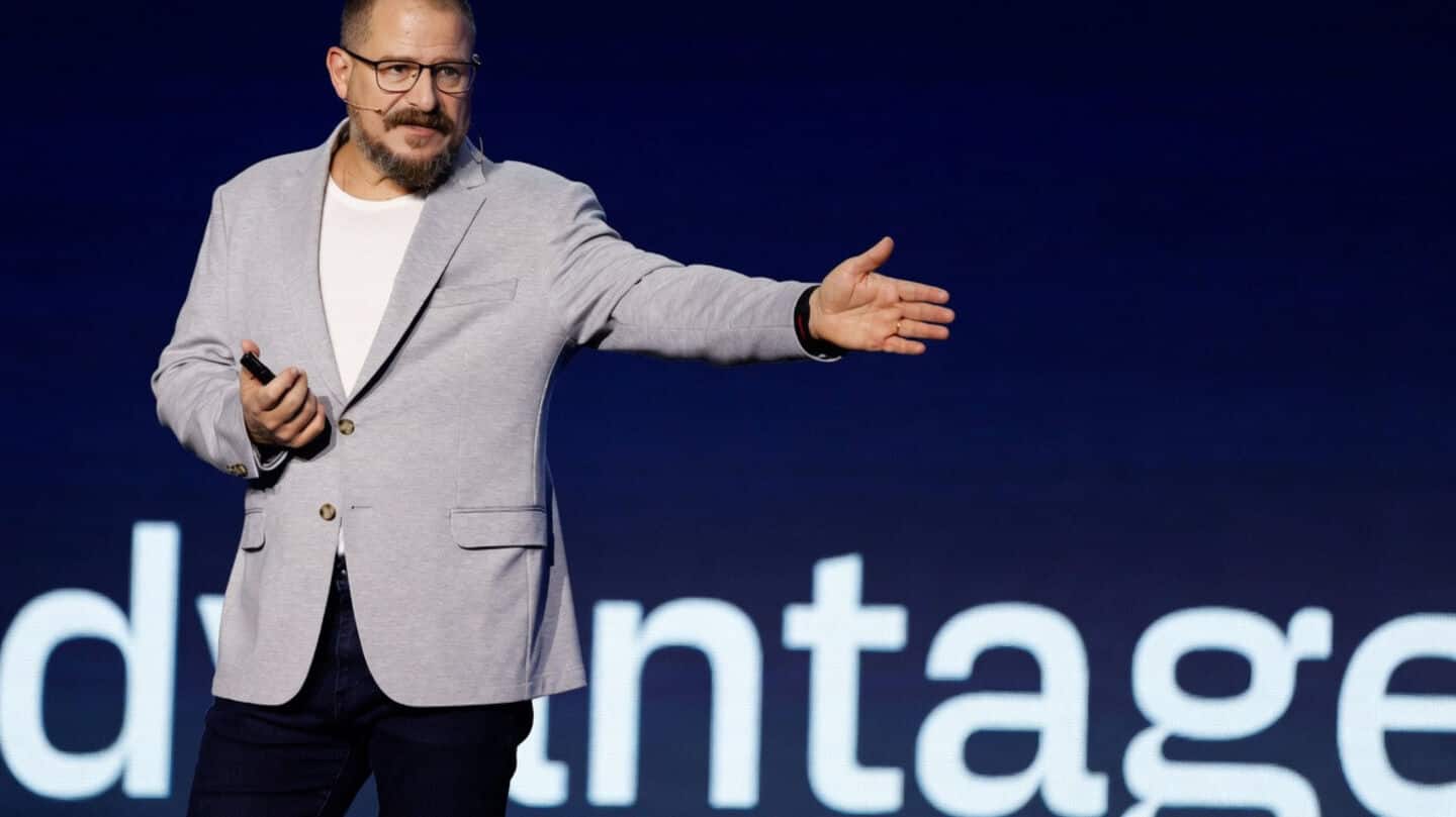 Qualcomm CEO Cristiano Amon predicts agentic AI will replace smartphones