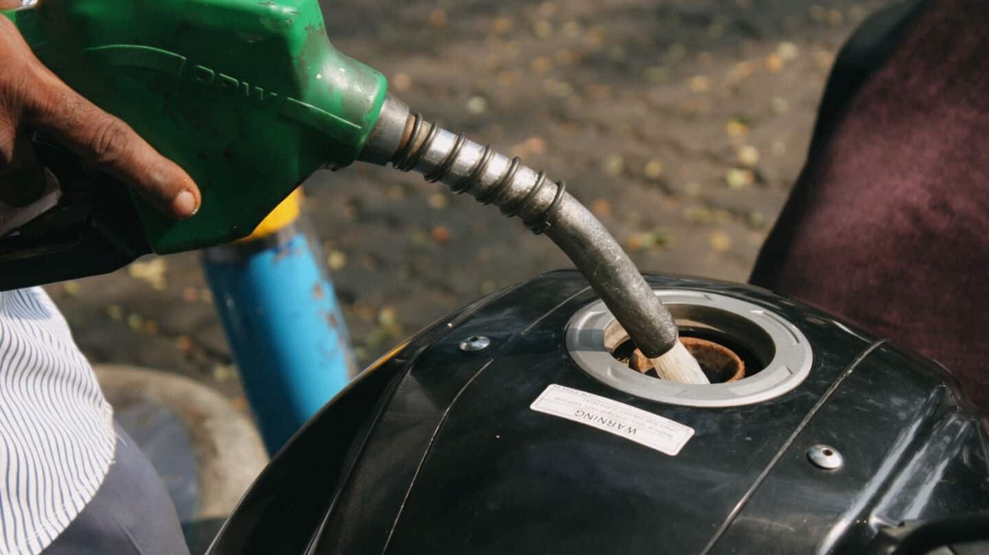 India fuel prices rise 3rd time in 10 days