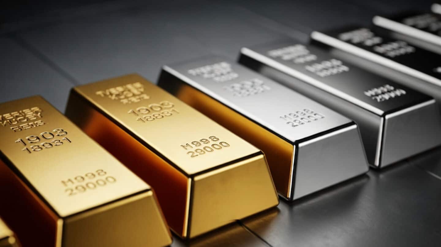 Gold $4,492.80, silver $74.545 barely budge amid Fed, U.S.-Iran tensions