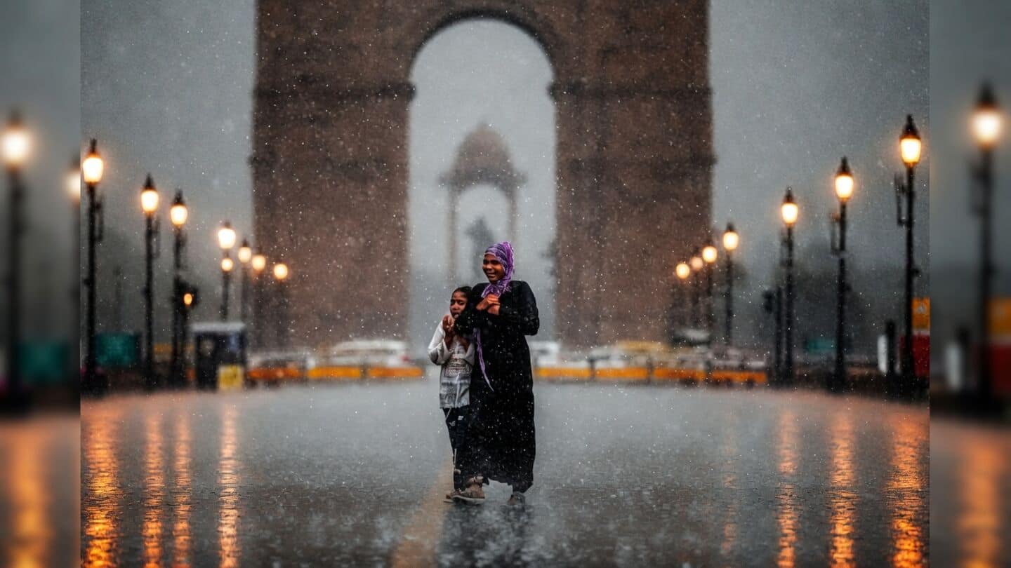 India's monsoon picks up, rainfall deficit drops to 15%