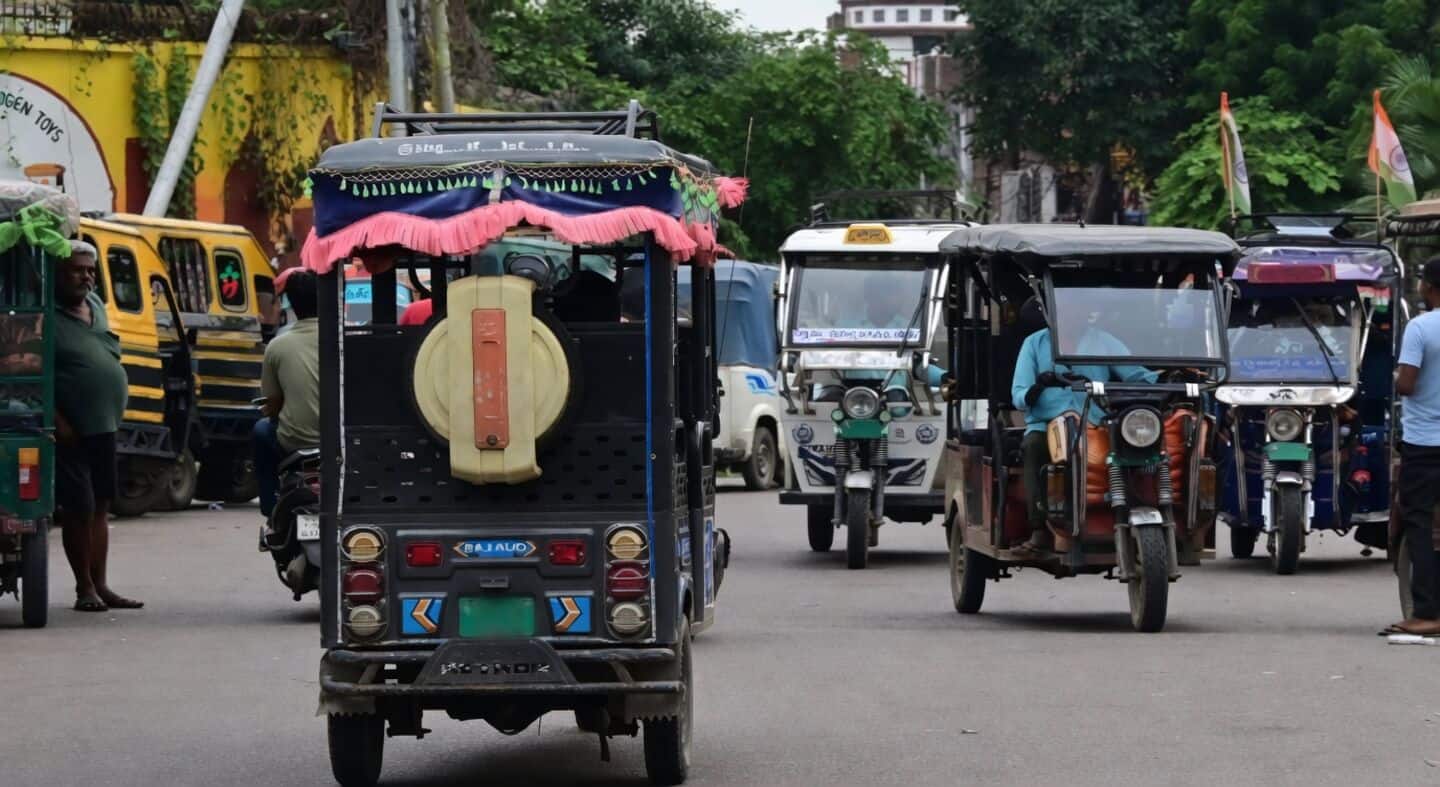Delhi government to propose ₹5,000 scrappage for passenger e-rickshaw owners