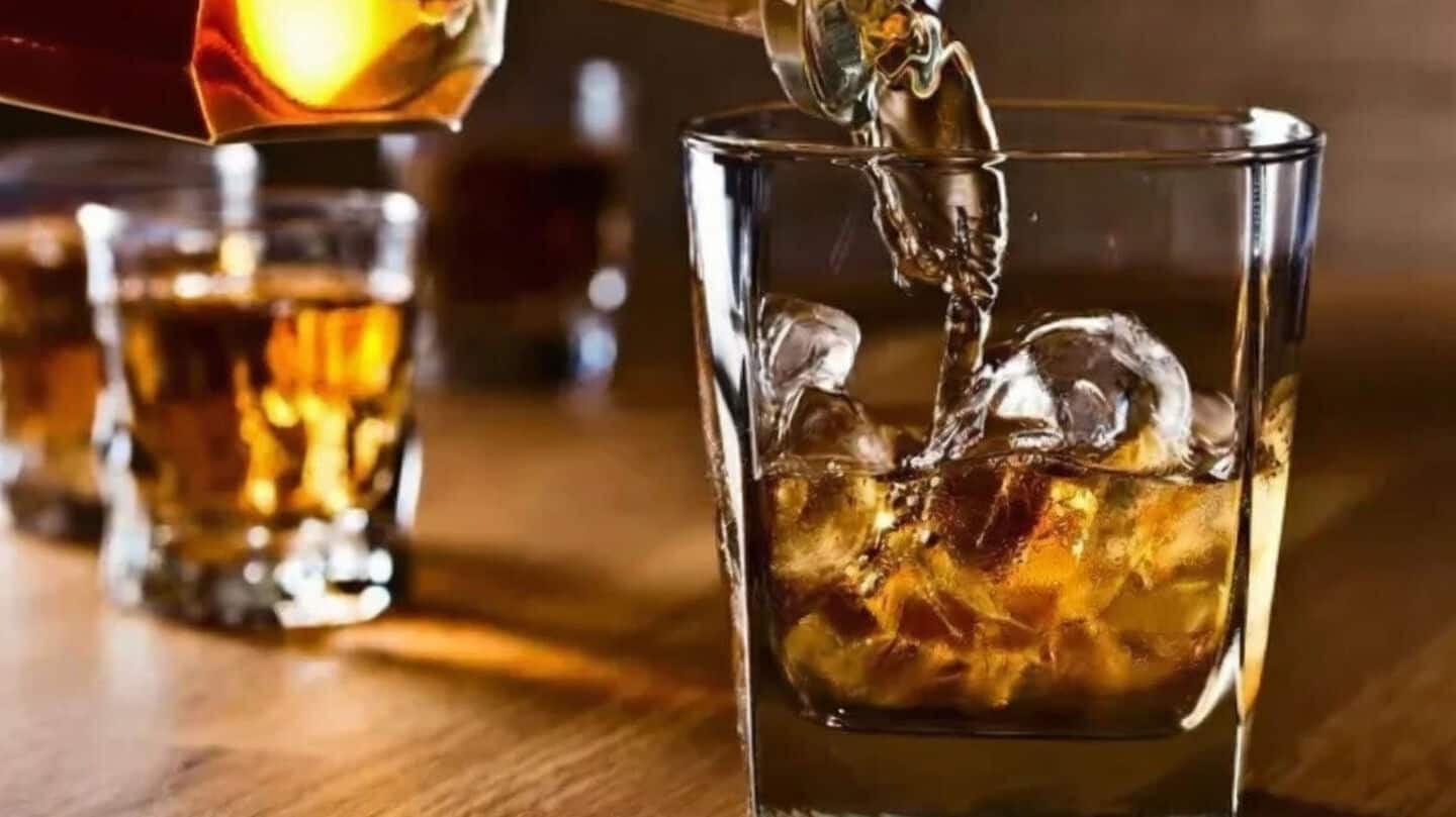 Karnataka to change laws to tackle fake alcohol, CH-4 smuggling