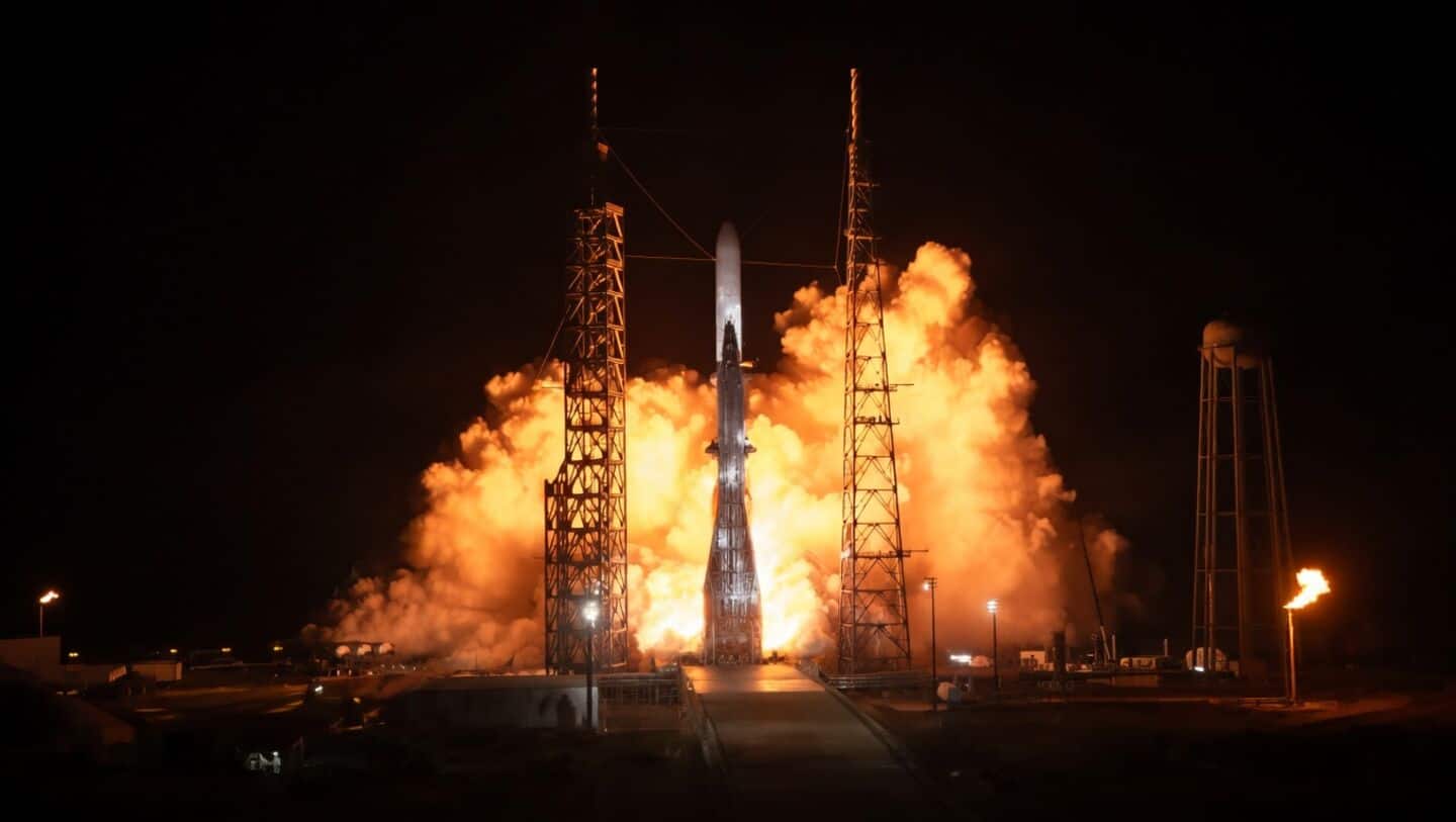 Blue Origin's New Glenn explodes, destroys rocket at Cape Canaveral