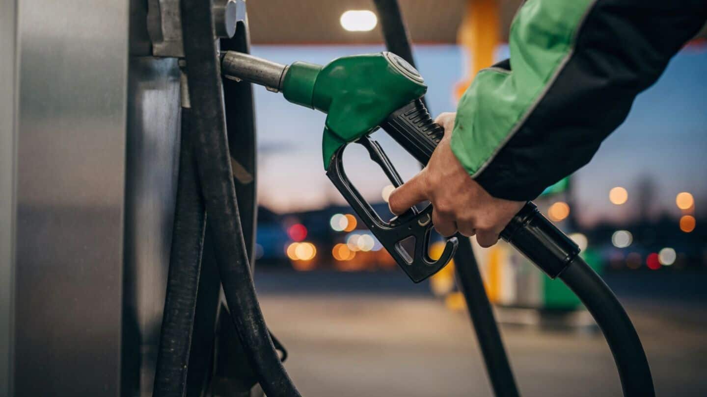 Indian government: E20 pricier than petrol amid $70 crude