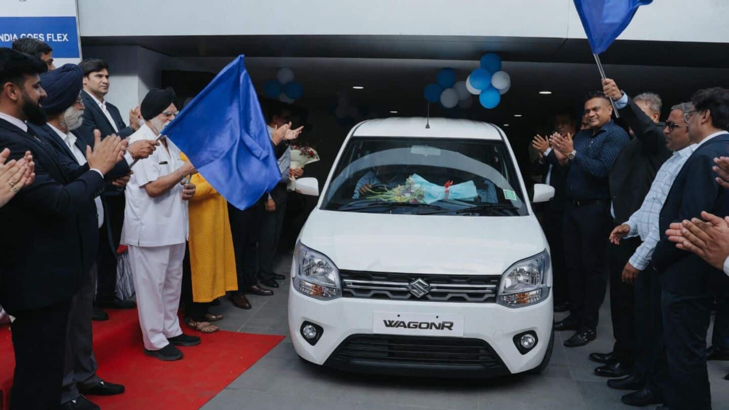 Maruti Suzuki delivers India's 1st flex-fuel WagonR to ISMA E20-E100