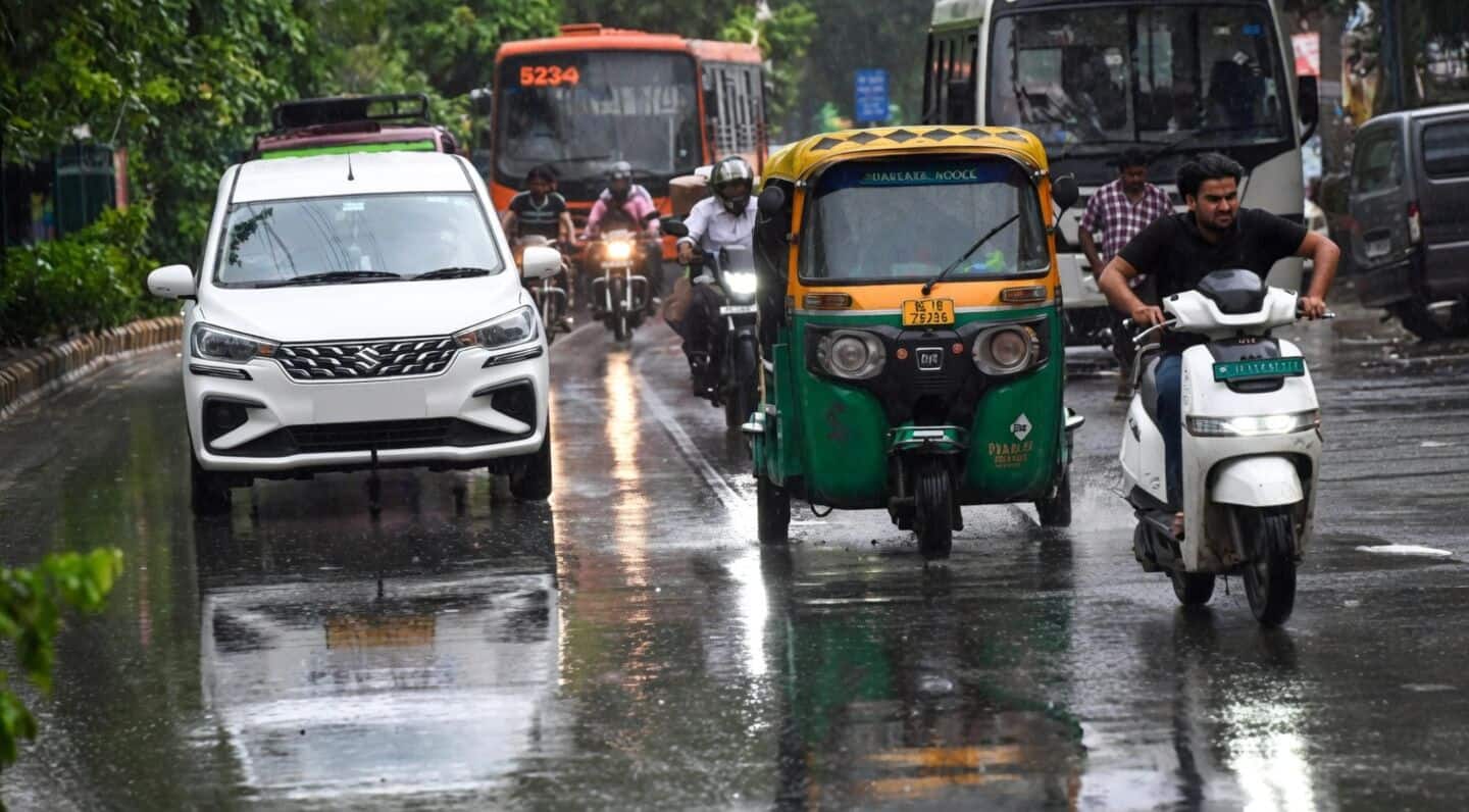 Delhi-NCR gets 1st proper monsoon, IMD issues orange alert