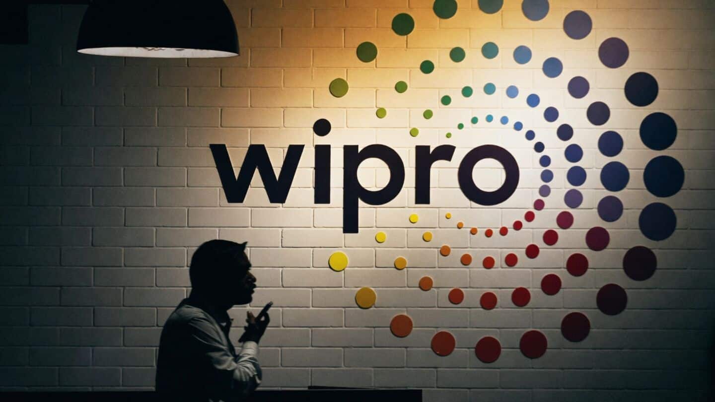 Wipro profit slips 1.4% to ₹3,201 cr as bookings fall