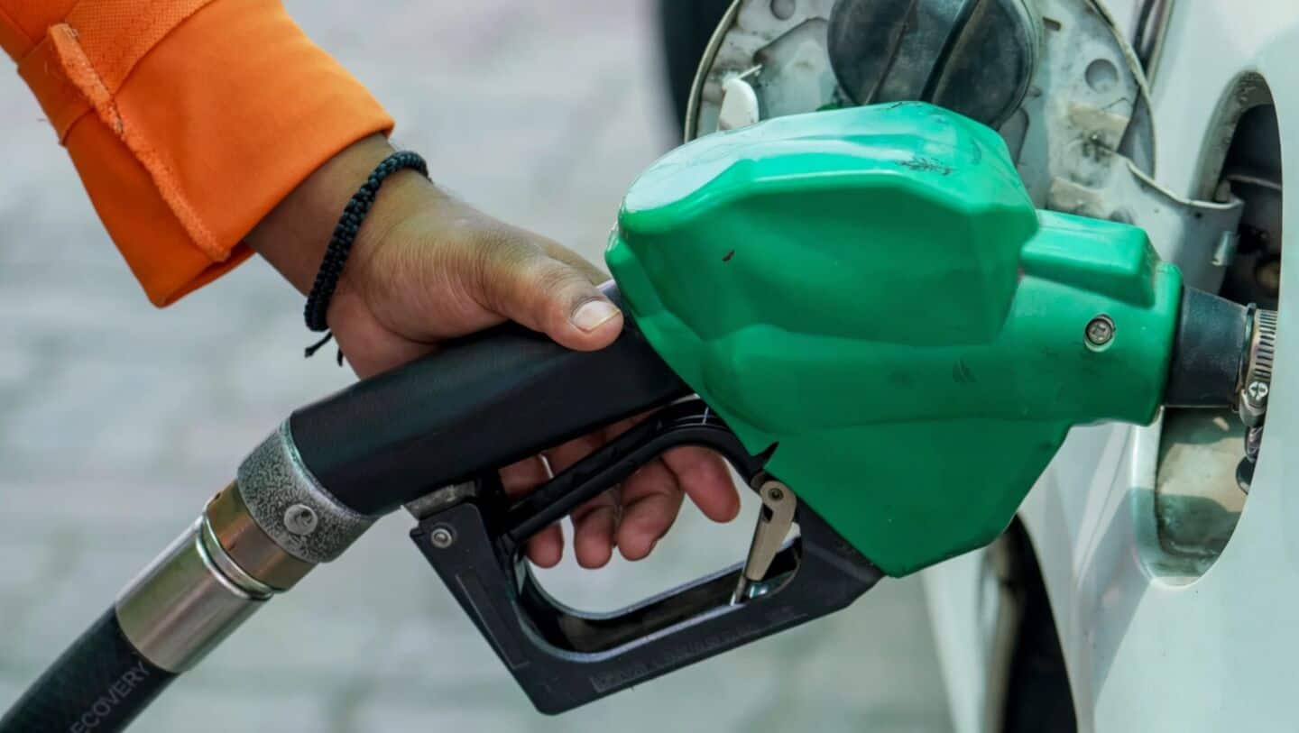 Fourth fuel price hike under 10 days, Delhi petrol ₹102.12